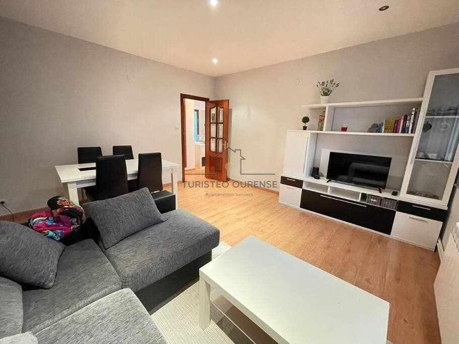 O Cuarto De Abastos Apartment Оуренсе Екстериор снимка